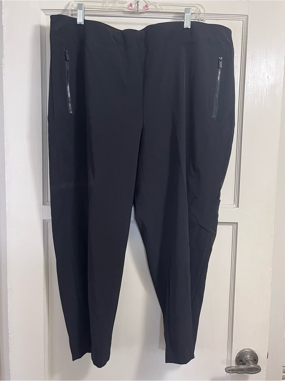 Chico's Zenergy side pocket crop pants